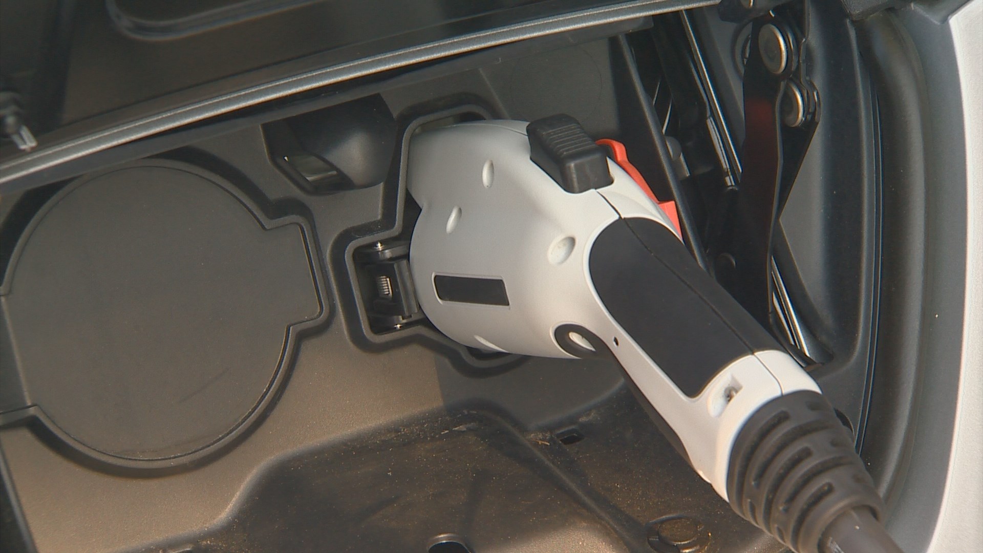 Yellowstone, Teton get 200K for electric vehicles, chargers