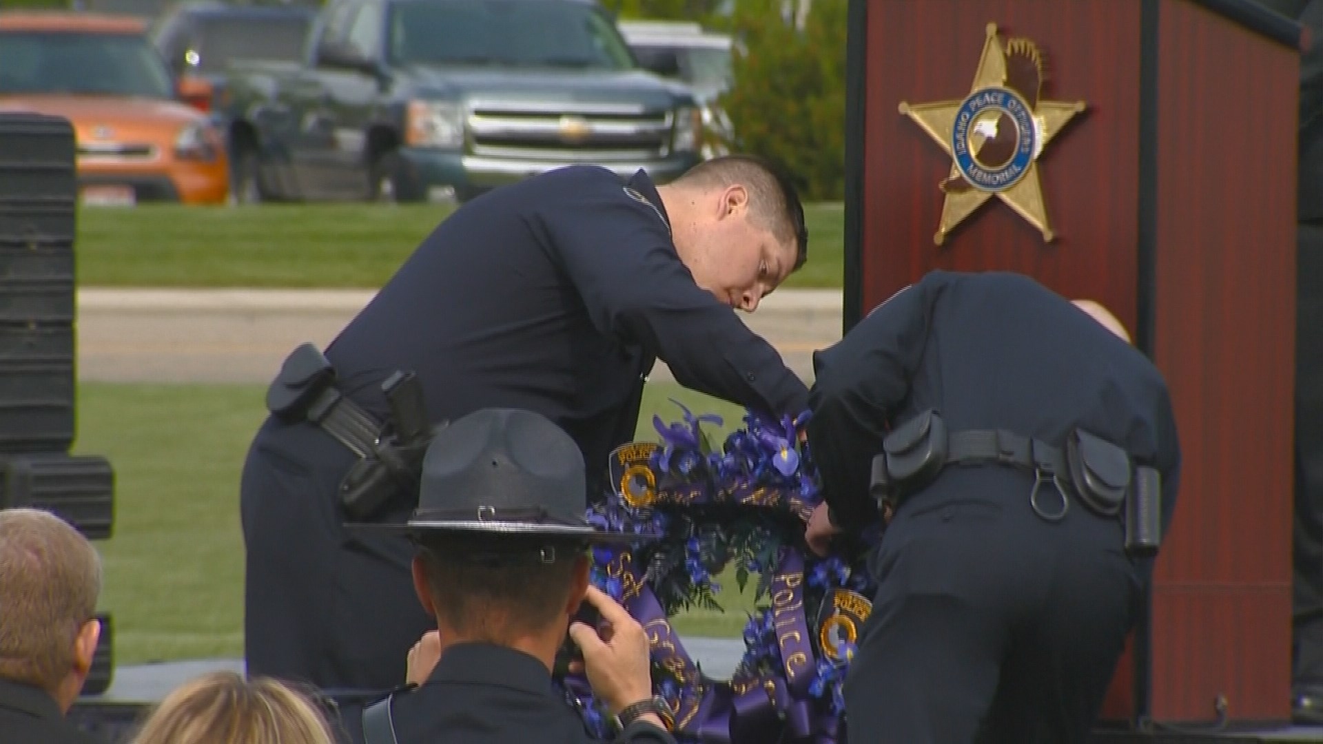 Law Enforcement Honor Those Killed In The Line Of Duty 2486