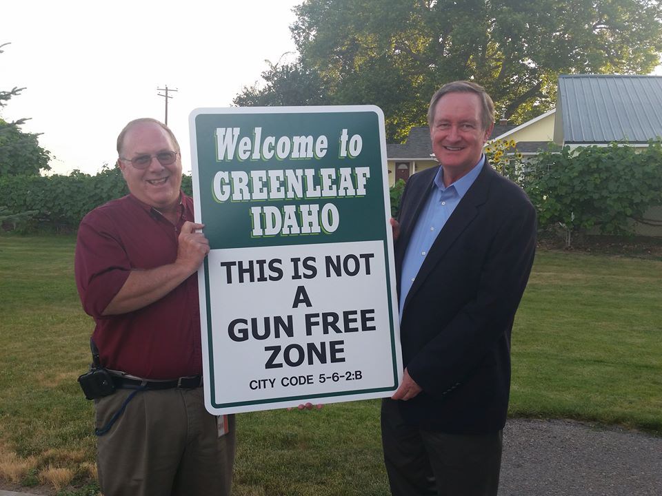 Greenleaf to post gun warning signs