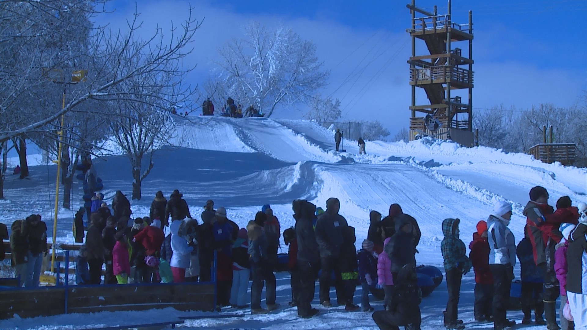 Eagle Island State Park packed for free tubing