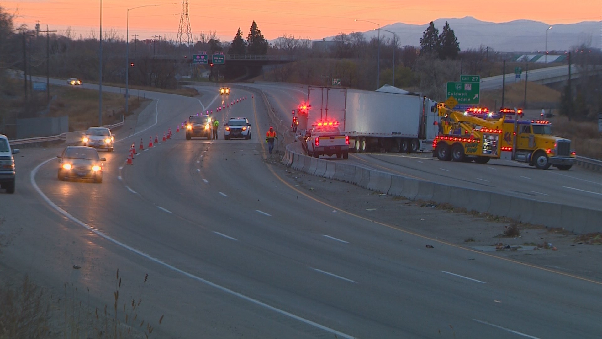 No serious injuries in I-84 truck rollover | ktvb.com