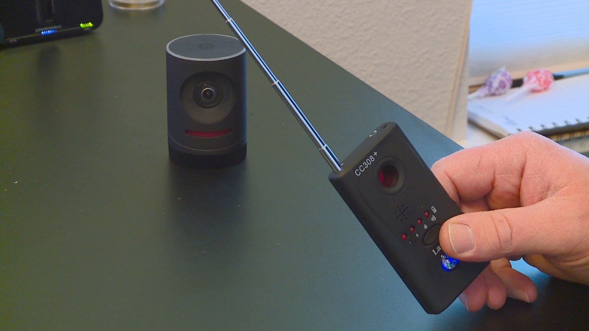 Protecting yourself from hidden cameras