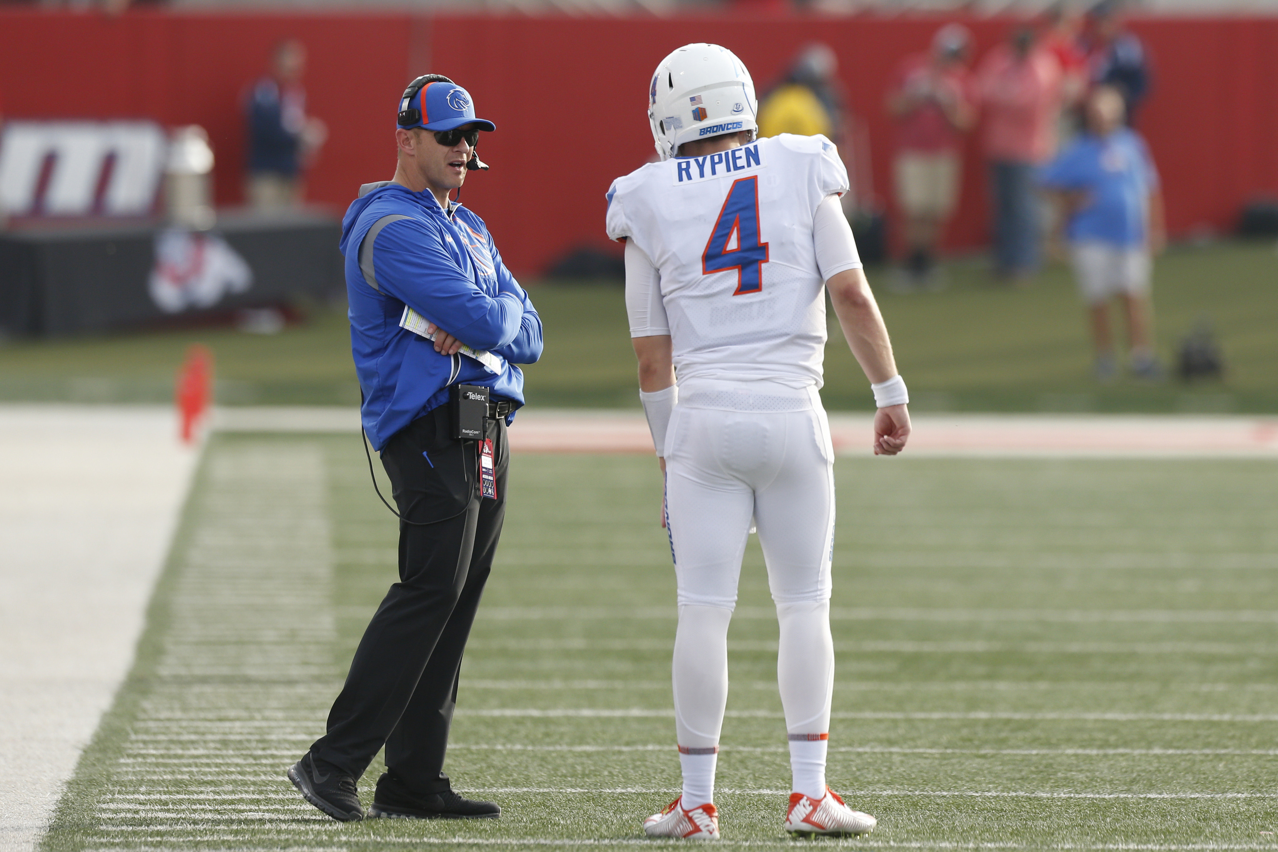 Boise State Football: Brett Rypien is Playing Out of His Mind